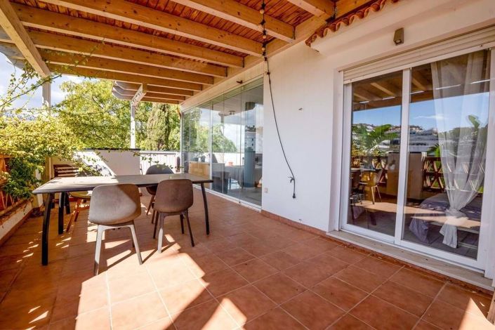 Image No.9-2 Bed Apartment for sale