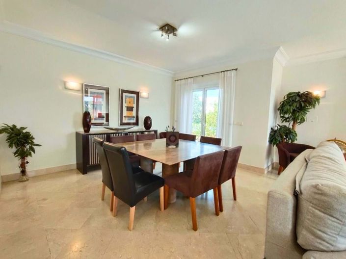 Image No.11-3 Bed Villa for sale