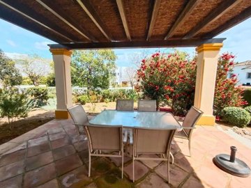 1447-645330-78d1f4f8b6655591b02d22fabb36a692d