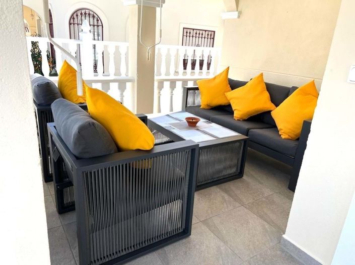 Image No.19-2 Bed Property for sale