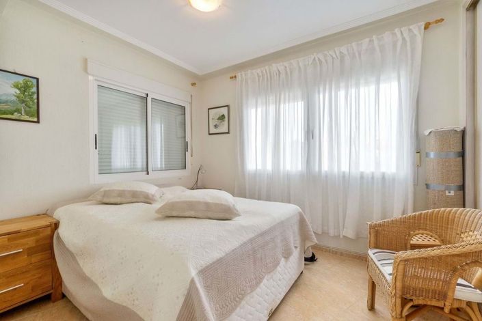 Image No.19-2 Bed Apartment for sale