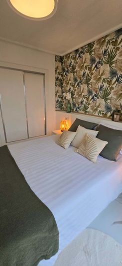 Image No.26-2 Bed Apartment for sale