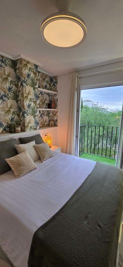 Image No.27-2 Bed Apartment for sale