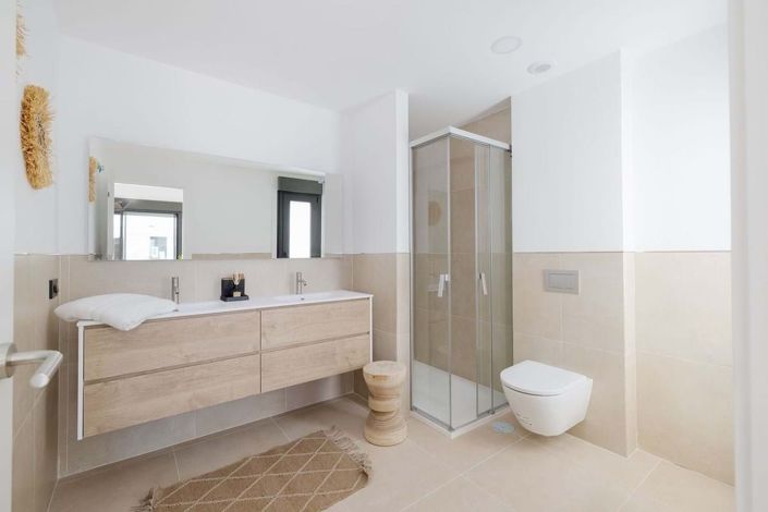 Image No.27-2 Bed Apartment for sale