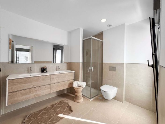 Image No.29-2 Bed Apartment for sale