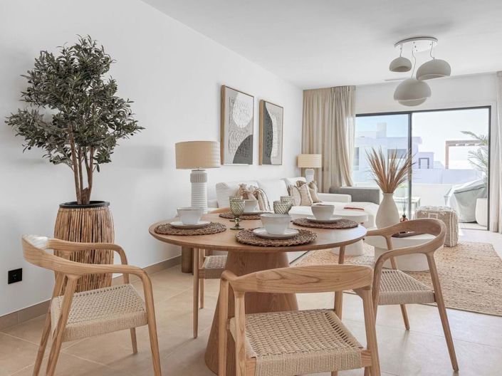 Image No.4-2 Bed Apartment for sale