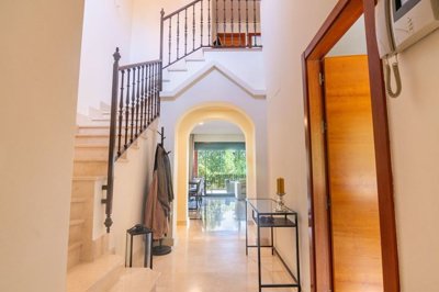 1447-647651-78d1f4f8b6655591b02d22fabb36a692d