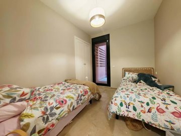 1447-647968-78d1f4f8b6655591b02d22fabb36a692d