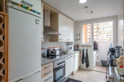 1447-647256-78d1f4f8b6655591b02d22fabb36a692d