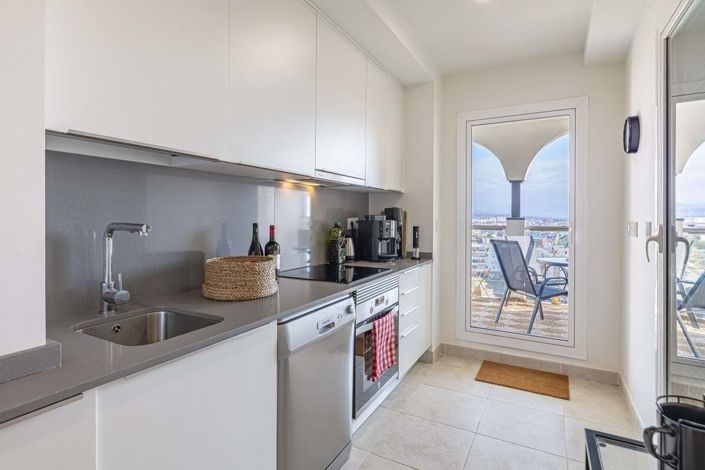 Image No.4-3 Bed Apartment for sale