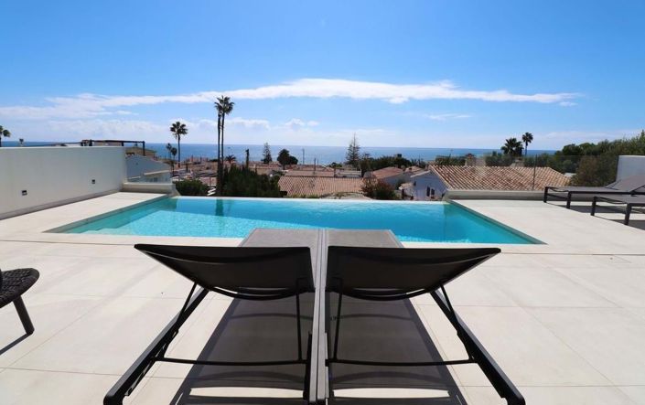 Image No.1-5 Bed Villa for sale