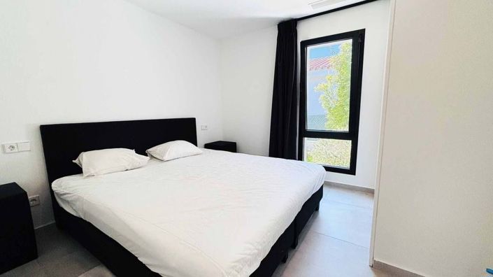 Image No.20-5 Bed Villa for sale