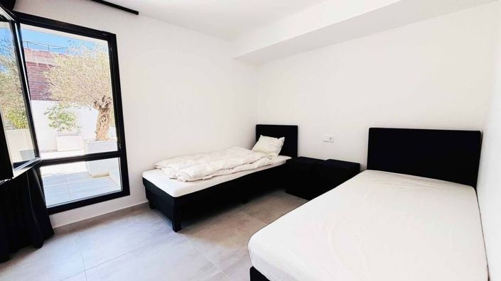 Image No.26-5 Bed Villa for sale