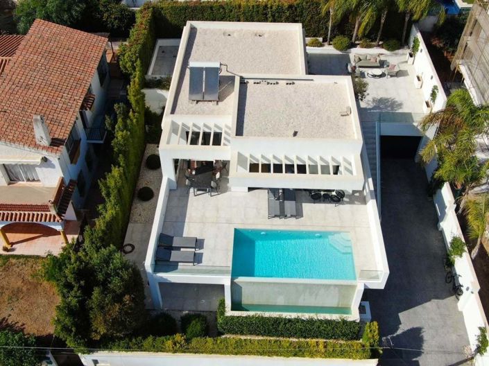 Image No.31-5 Bed Villa for sale