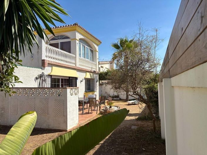 Image No.11-3 Bed Villa for sale