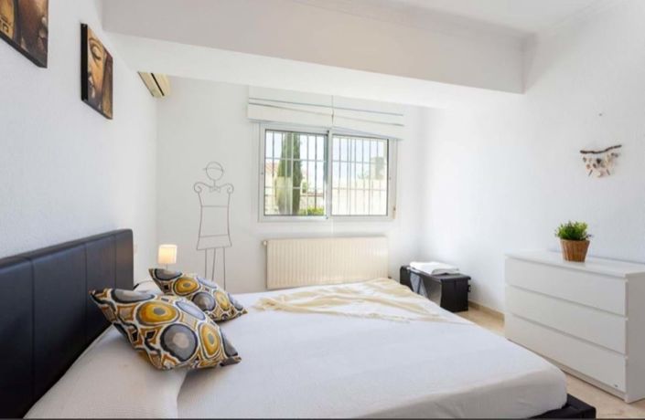 Image No.15-3 Bed Villa for sale