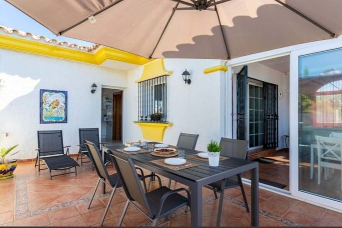 Image No.29-3 Bed Villa for sale