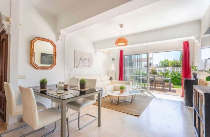 Image No.3-3 Bed Villa for sale