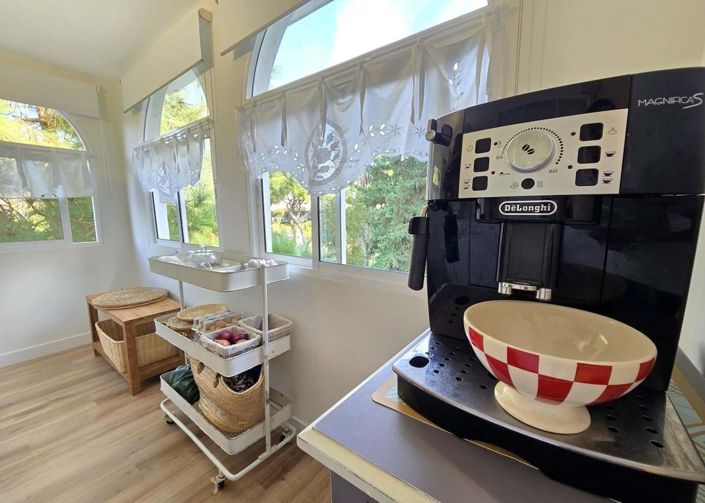 Image No.10-3 Bed Apartment for sale