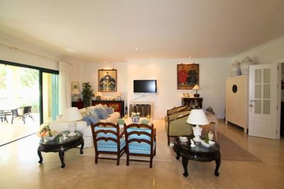 1447-648100-78d1f4f8b6655591b02d22fabb36a692d