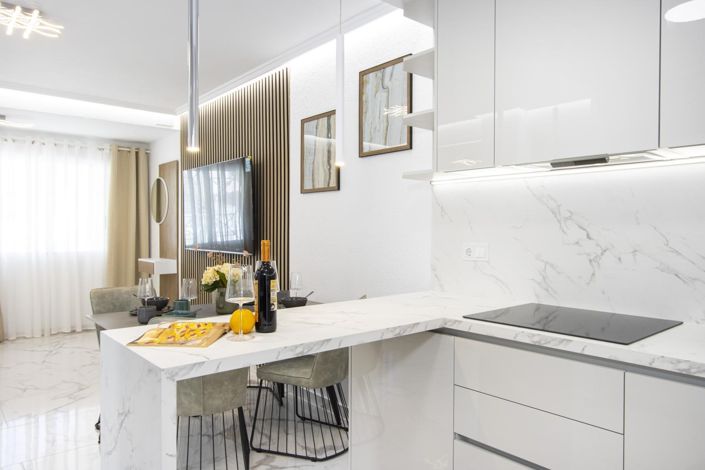 Image No.19-3 Bed Townhouse for sale