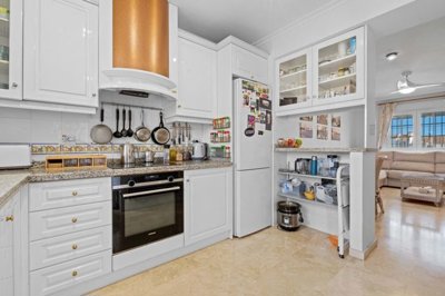 1447-648269-78d1f4f8b6655591b02d22fabb36a692d