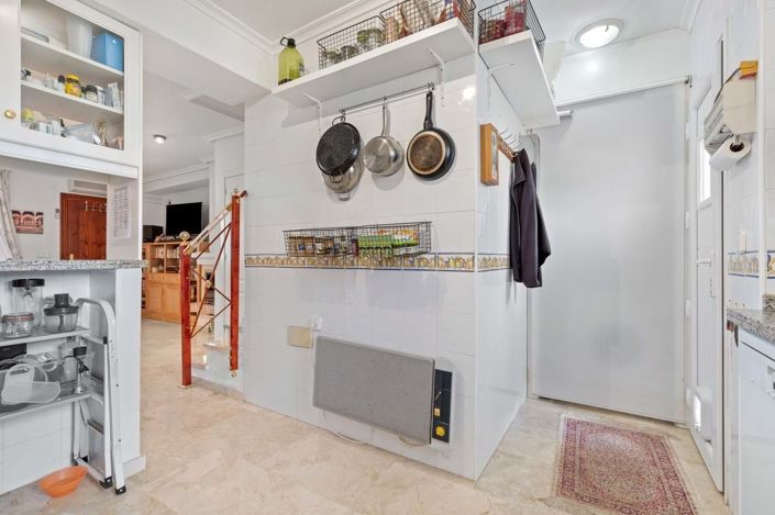 Image No.13-3 Bed Villa for sale