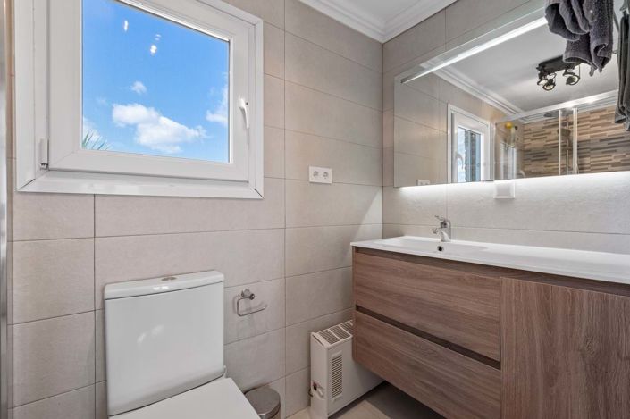 Image No.28-3 Bed Villa for sale