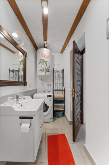 Image No.18-2 Bed Apartment for sale