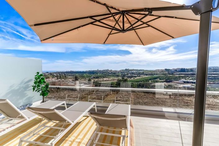 Image No.1-3 Bed Townhouse for sale