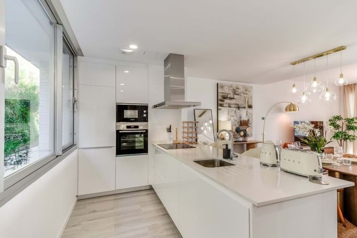 Image No.3-3 Bed Townhouse for sale