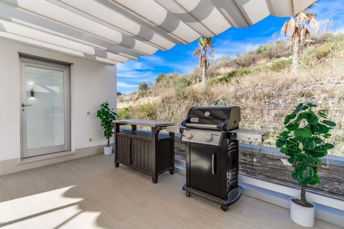 Image No.37-3 Bed Townhouse for sale