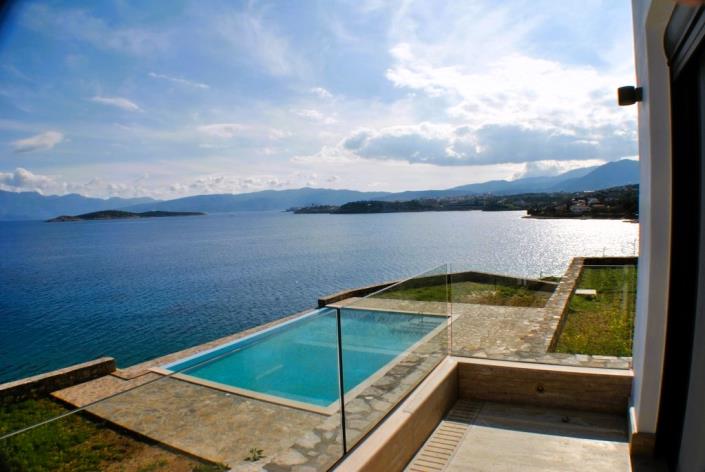 Image No.1-4 Bed Villa / Detached for sale