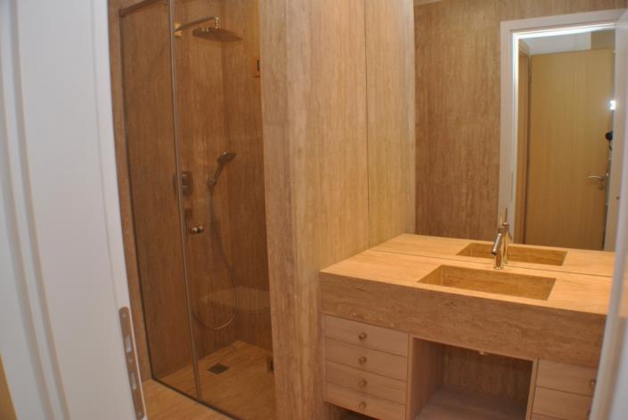 Image No.12-4 Bed Villa / Detached for sale