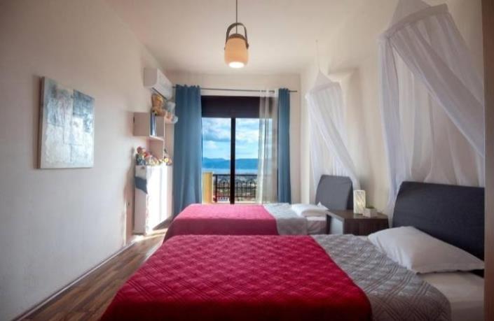 Image No.9-5 Bed Villa / Detached for sale