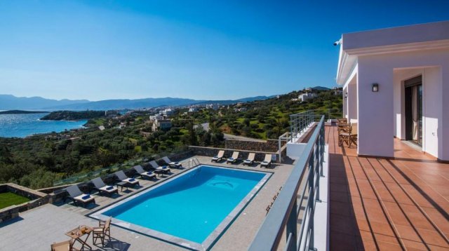 Image No.1-5 Bed Villa for sale