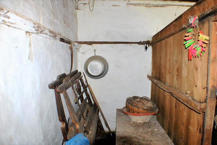 Image No.7-House for sale