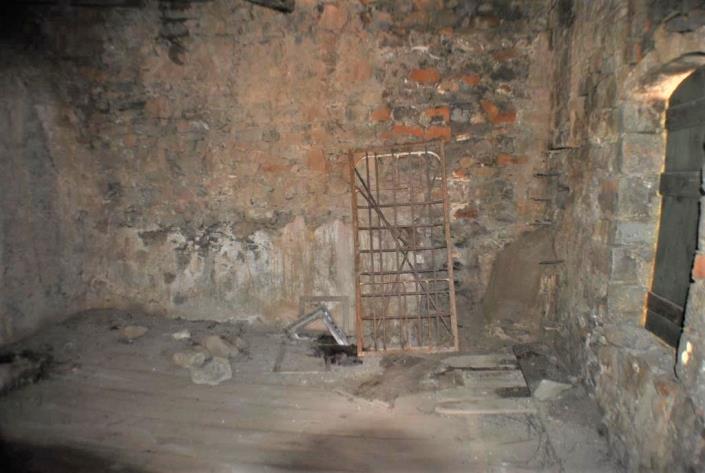 Image No.8-Cottage for sale