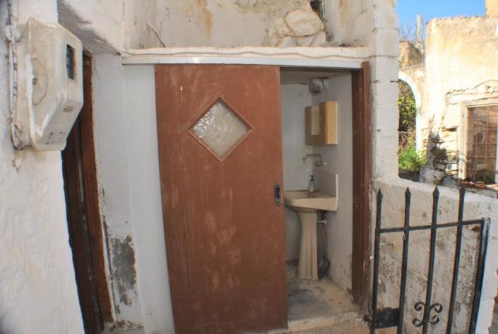 Image No.15-2 Bed House for sale