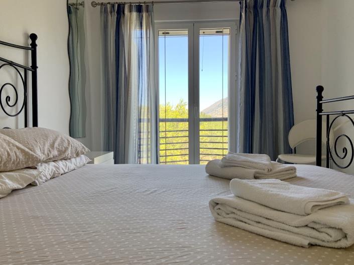 Image No.13-3 Bed Villa / Detached for sale