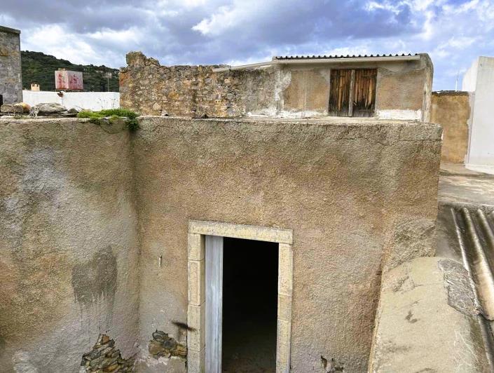 Image No.7-House/Villa for sale