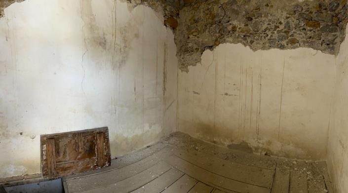 Image No.8-House/Villa for sale