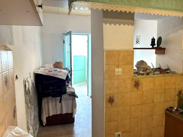 Image No.6-House for sale