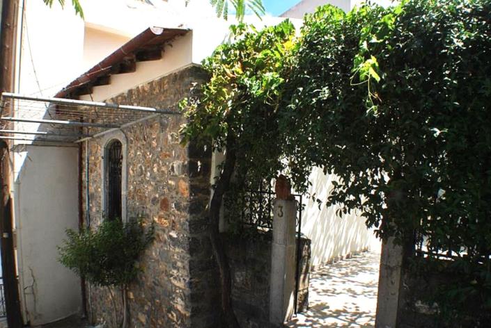 Image No.1-3 Bed House/Villa for sale