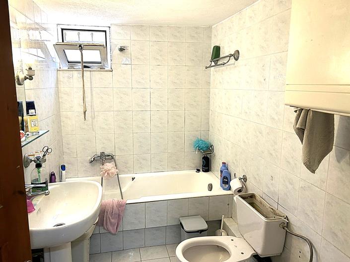 Image No.13-2 Bed Apartment for sale