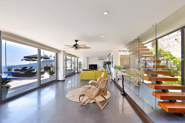 Image No.18-4 Bed Villa / Detached for sale