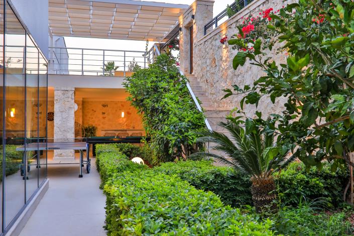 Image No.46-4 Bed Villa / Detached for sale