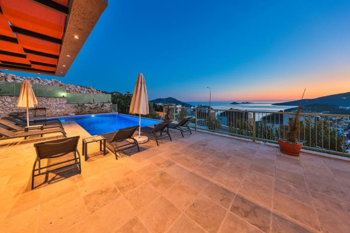 Image No.2-4 Bed Villa / Detached for sale