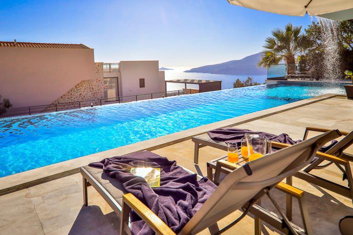 Image No.34-6 Bed Villa / Detached for sale