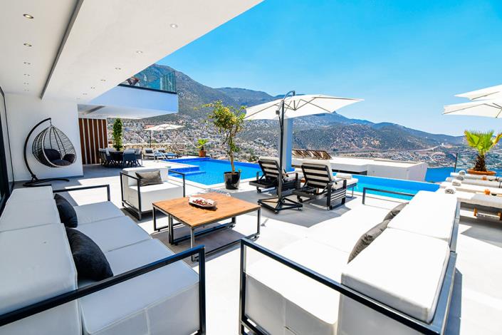 Image No.9-5 Bed Villa / Detached for sale